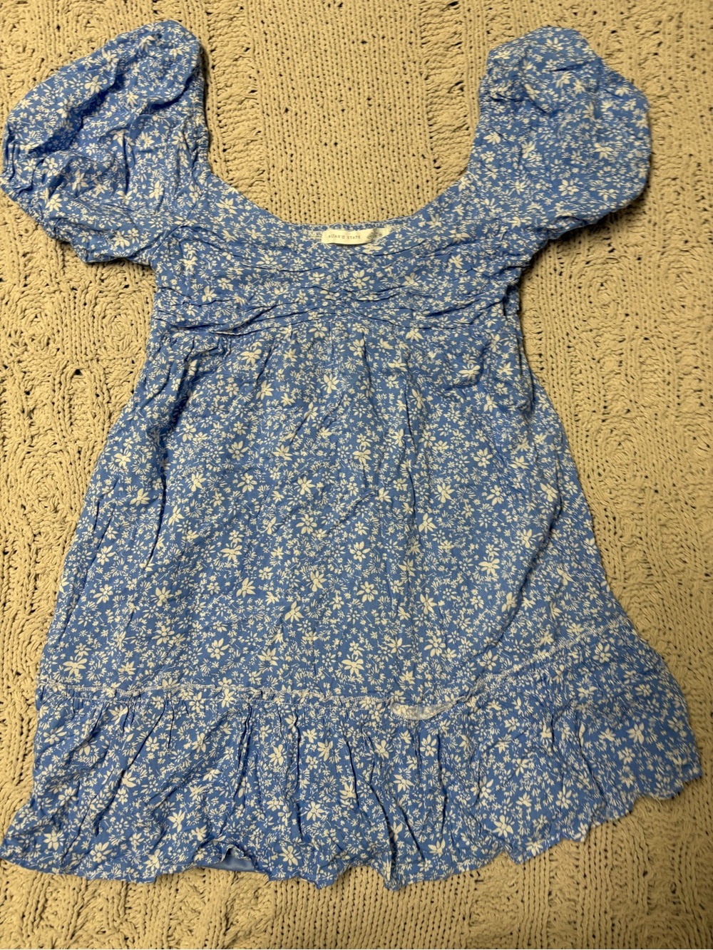 Blue Floral Puff-Sleeve women’s dress